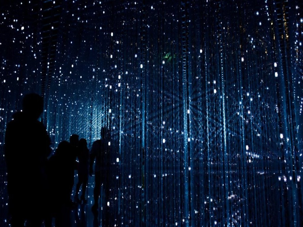 Az online jelenlétünk megerősödött: Facebook és LinkedIn oldalunk elérhető, valamint pódiumbeszélgetéseink a YouTube-on és a Spotify-on is